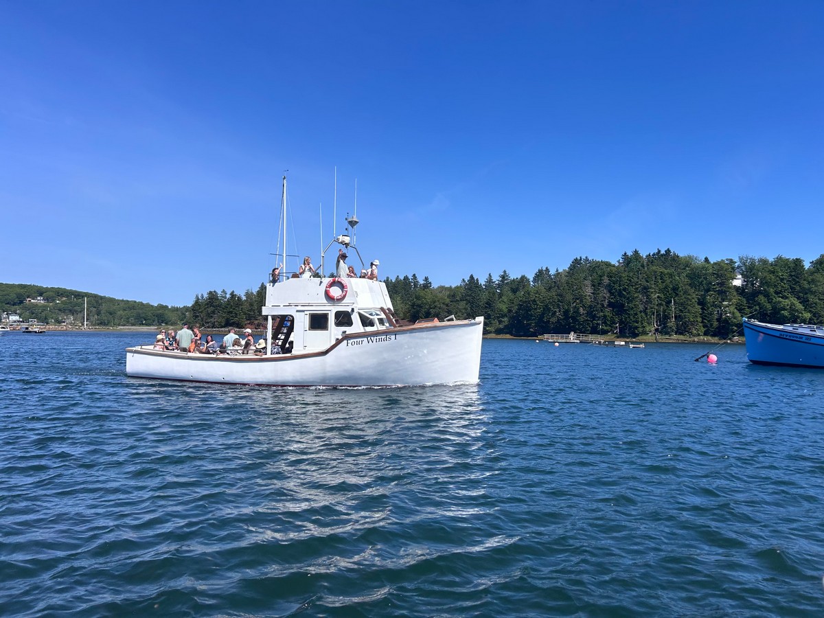 4 Winds Charter