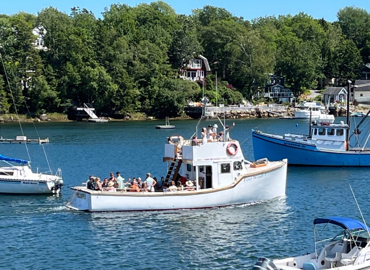 Four Winds Boat